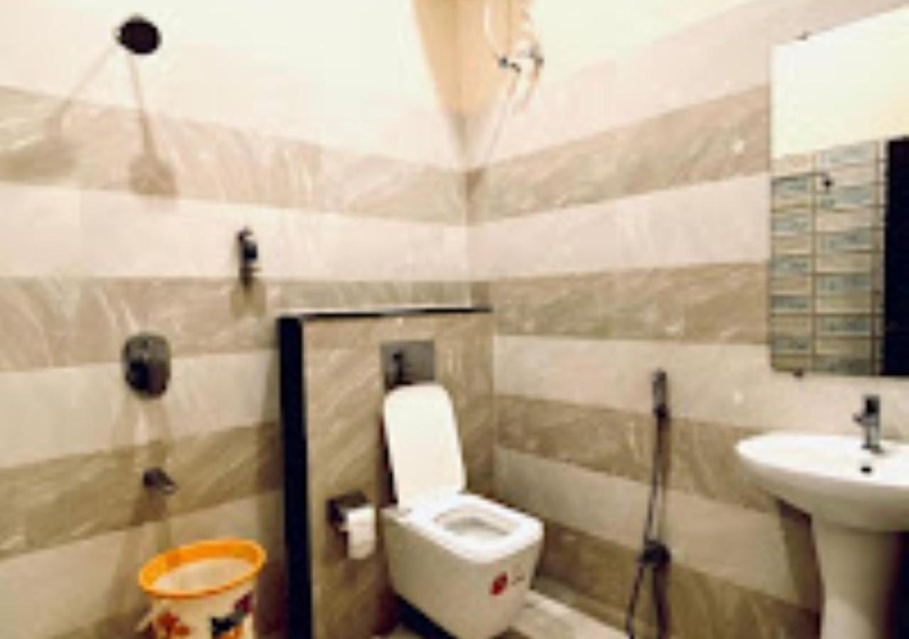 Vrindavan Palace Hotel 4*